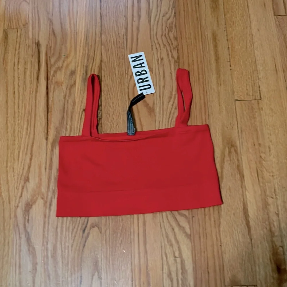 Urban outfitters, crop red beauty, perfect for the beach or hanging out - Picture 1 of 3
